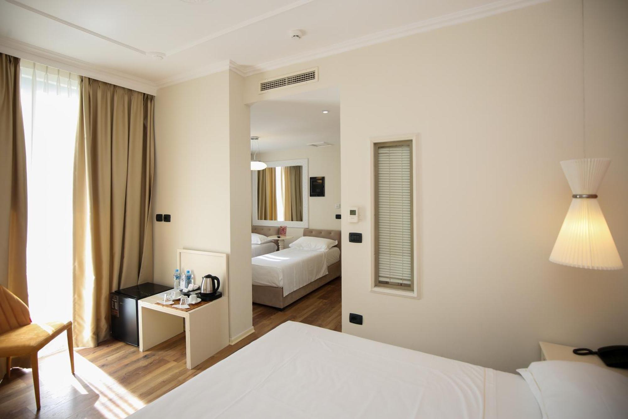 Regina City Hotel & Spa Avlonya Dış mekan fotoğraf